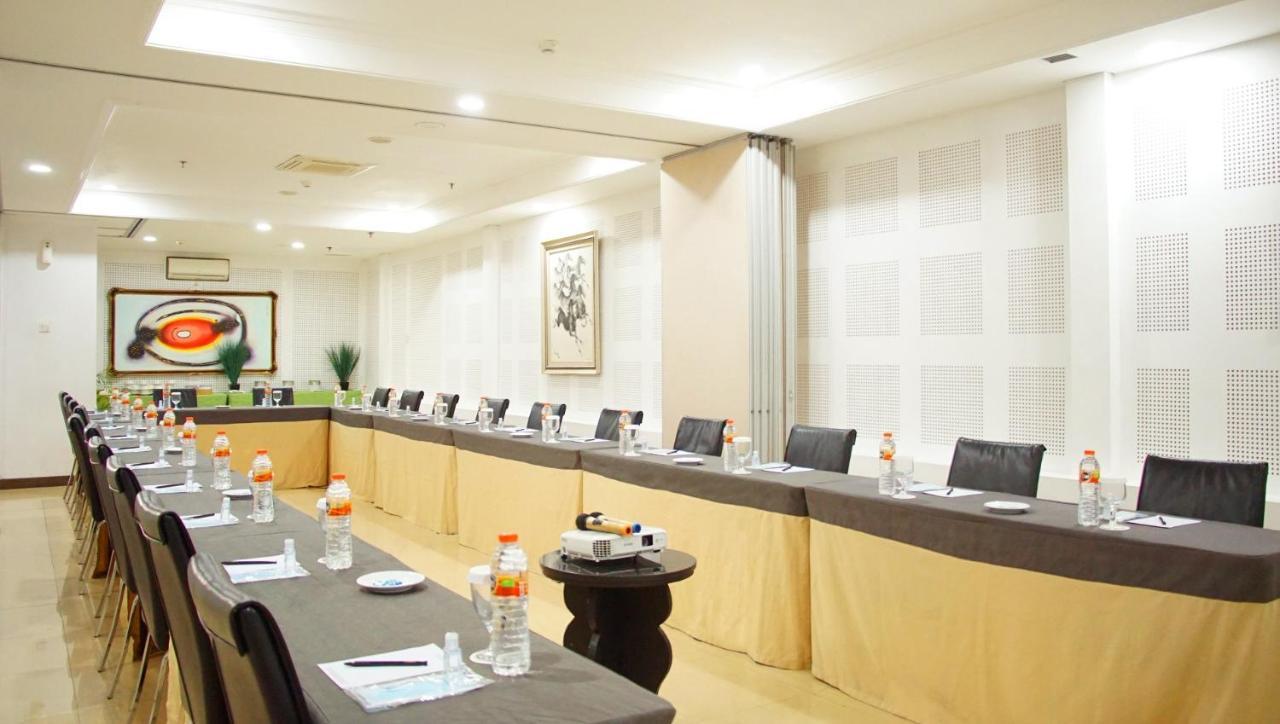 Gp Mega Kuningan Giacarta Esterno foto