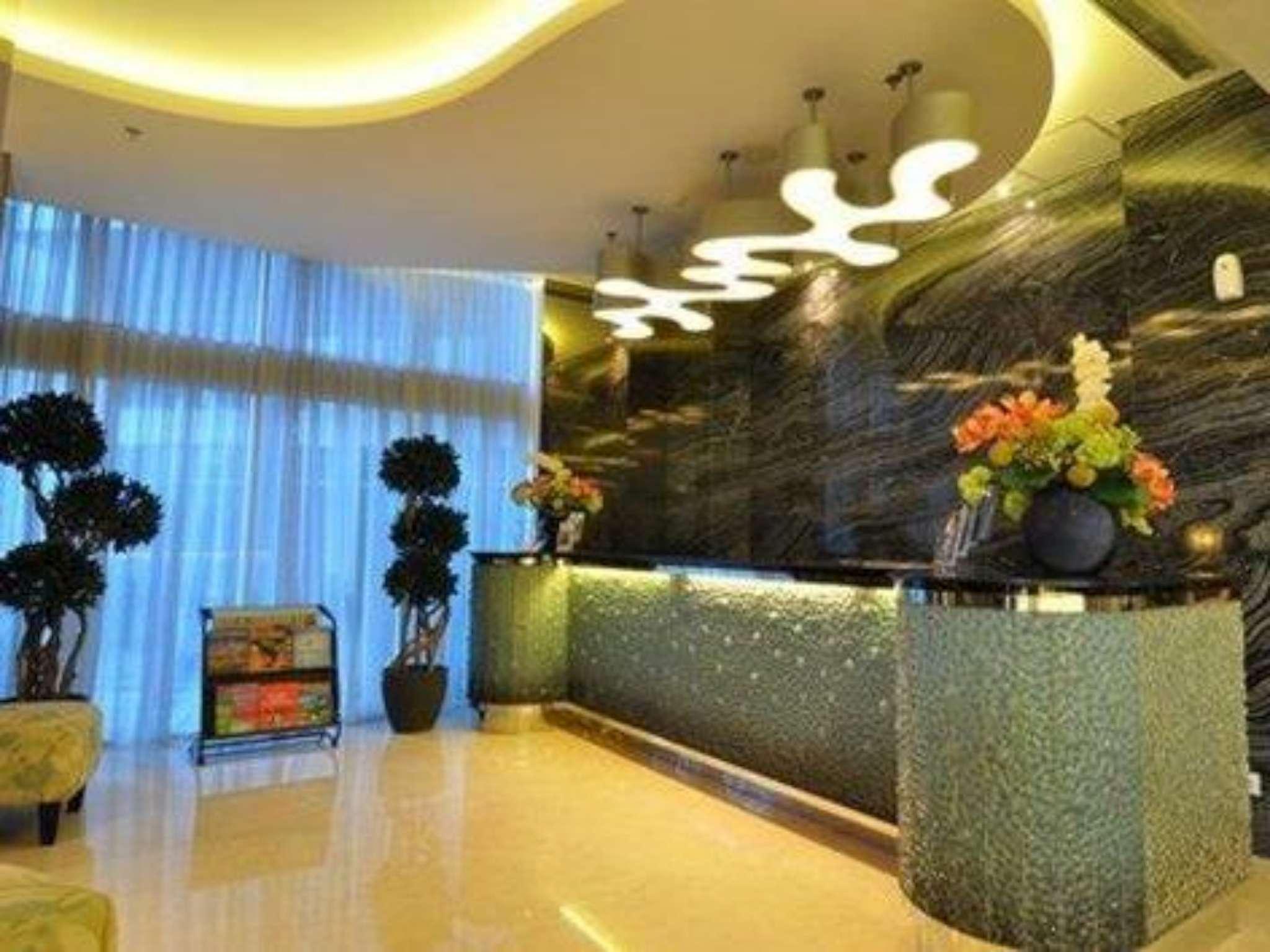 Gp Mega Kuningan Giacarta Esterno foto